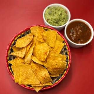 Chips, Guacamole and Salsa